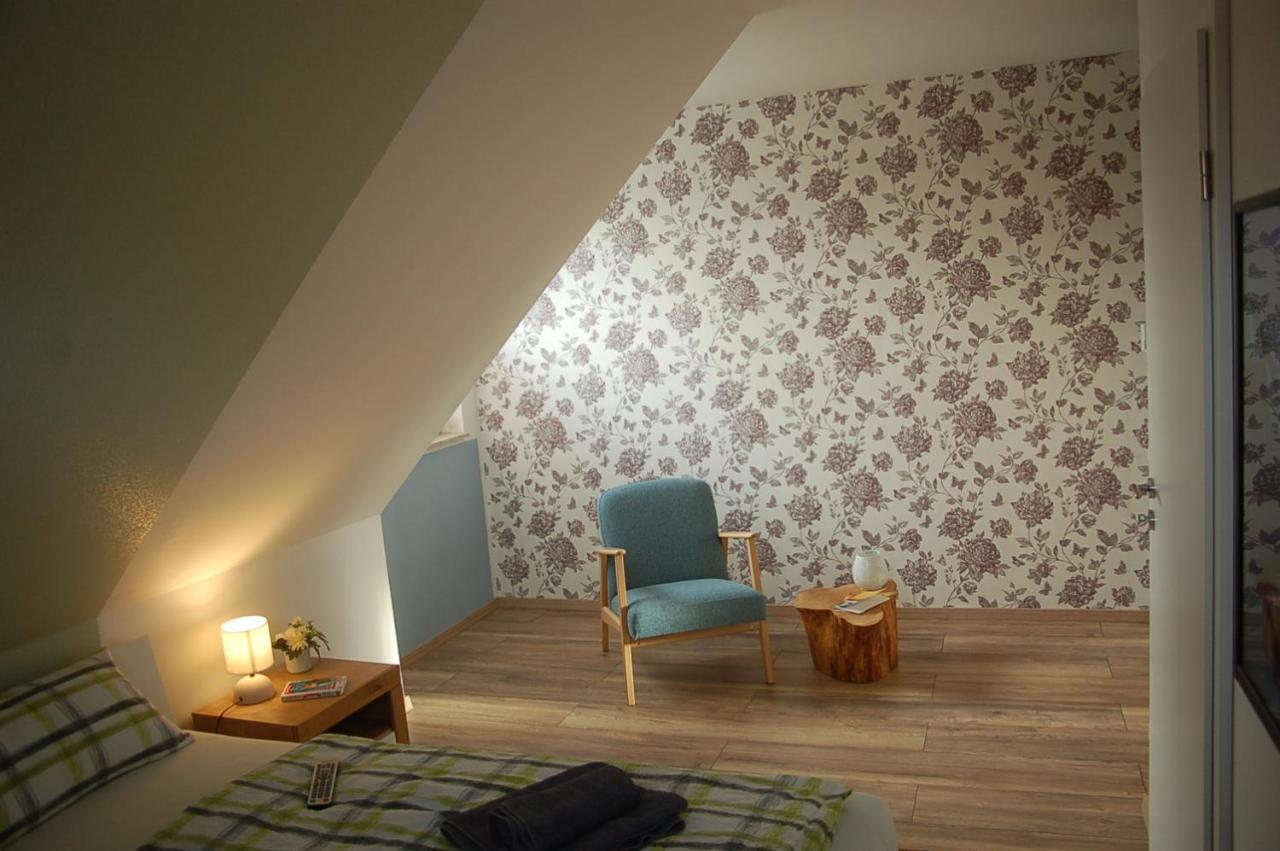 Behagliches Ferienhaus Zaunkoenig -Mit Kamin Und Sauna Tanne Kültér fotó