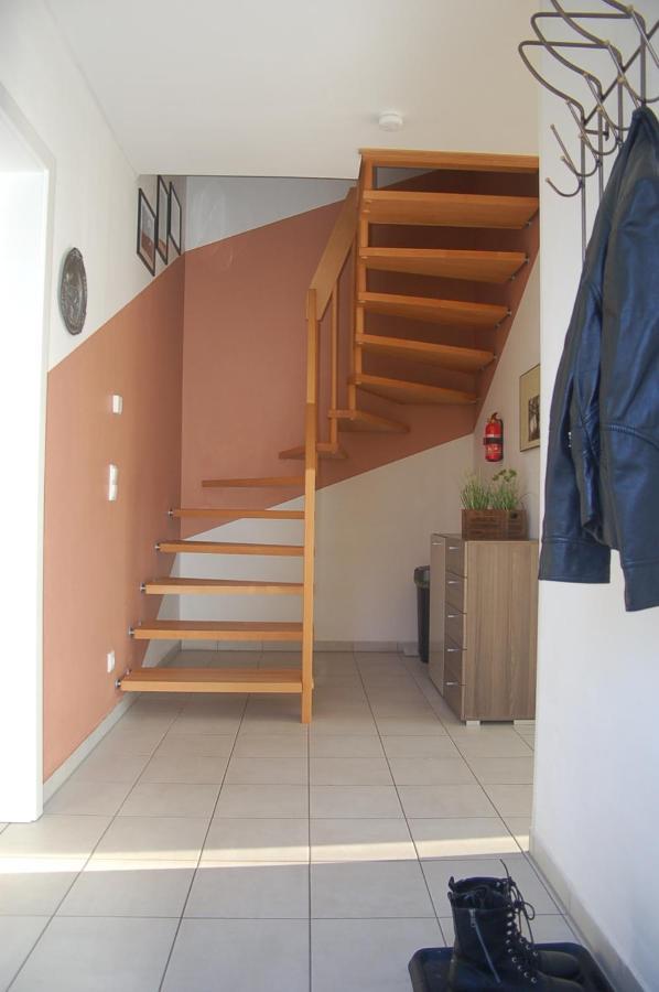 Behagliches Ferienhaus Zaunkoenig -Mit Kamin Und Sauna Tanne Kültér fotó